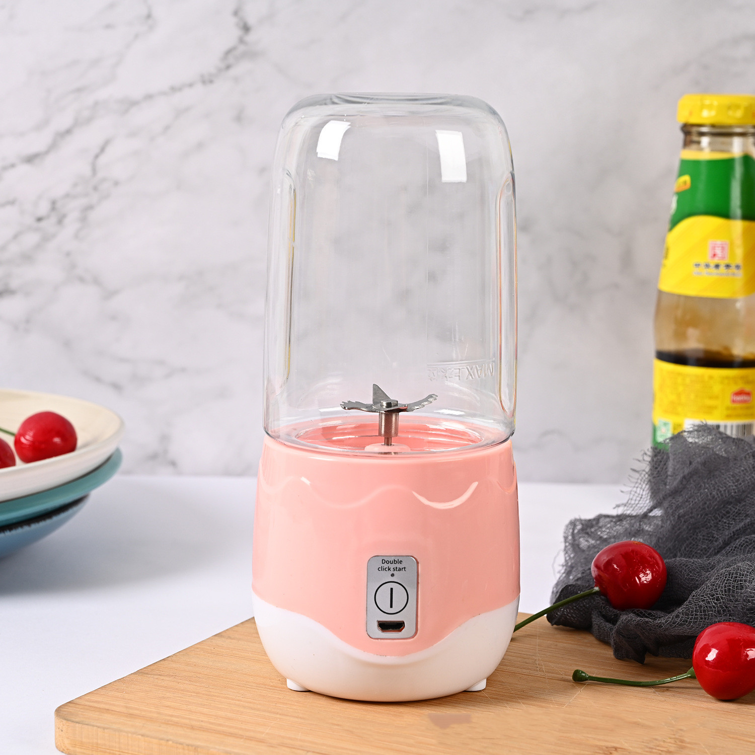 Portable Blender Home Mini Fruit Juicing Cup Kitchen Gadgets - Image 3
